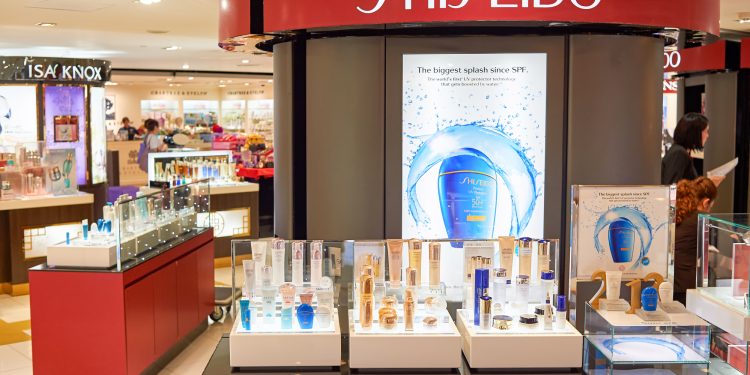 Shiseido em Marcas de Perfumes Shiseido