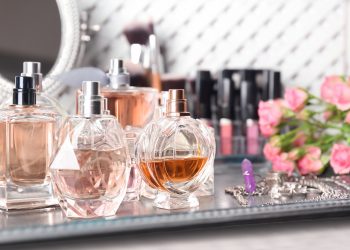 Descubra o Processo na Criação de Perfumes: Da Inspiração à Embalagem
