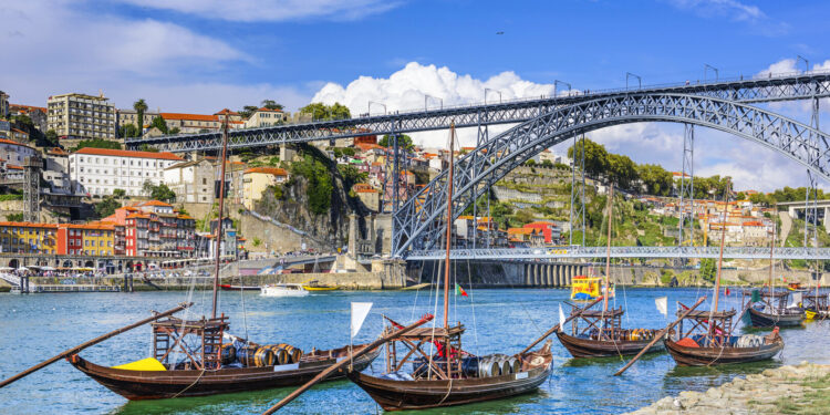 Descubra Portugal Através dos Sentidos: Viagens em Família com Aromas Inesquecíveis em Noticias Descubra Portugal Através dos Sentidos: Viagens em Família com Aromas Inesquecíveis