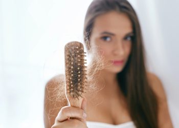 9 Dicas para ajudar a prevenir a queda de cabelo