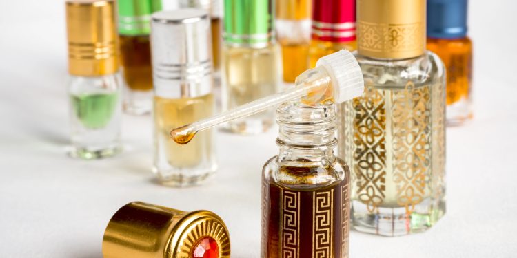 Perfumes Orientais: Descubra os Segredos dos Aromas Exóticos em Perfumes Perfumes Orientais: Descubra os Segredos dos Aromas Exóticos