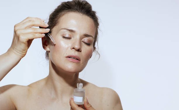 Como Escolher o Melhor Retinol para o Seu Tipo de Pele em Cuidados de Rosto Como Escolher o Melhor Retinol para o Seu Tipo de Pele